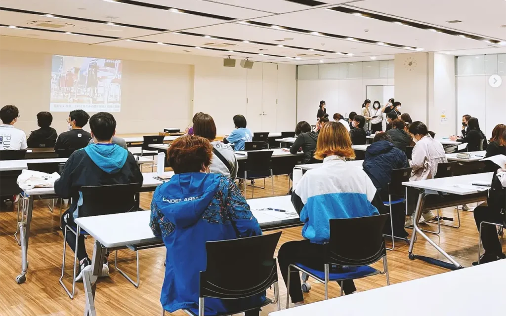 研修・講演
（対面・オンライン対応）