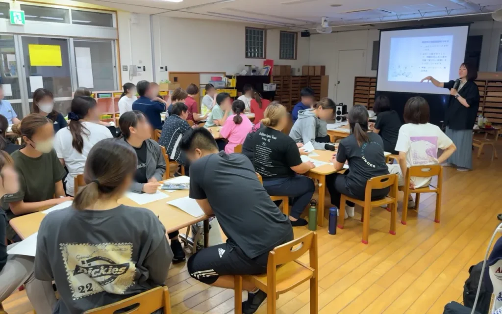 保育士向け研修の様子